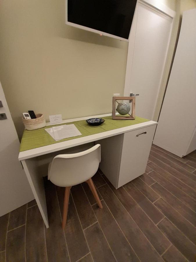 L'Oasi Di Venere Bed And Breakfast Caserta Dış mekan fotoğraf